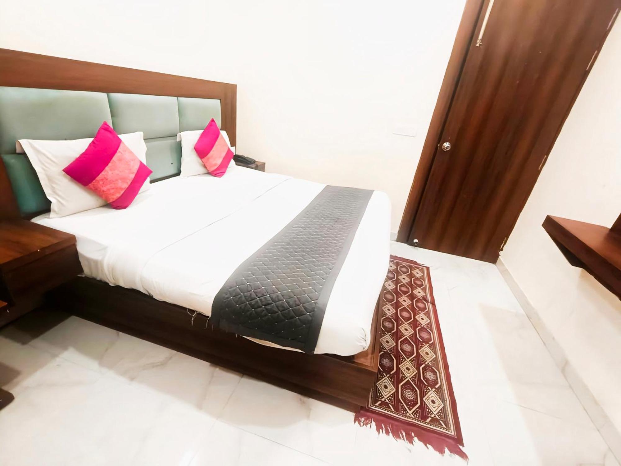 Hotel Shiva International Near By Igi Airport New Delhi Exterior photo